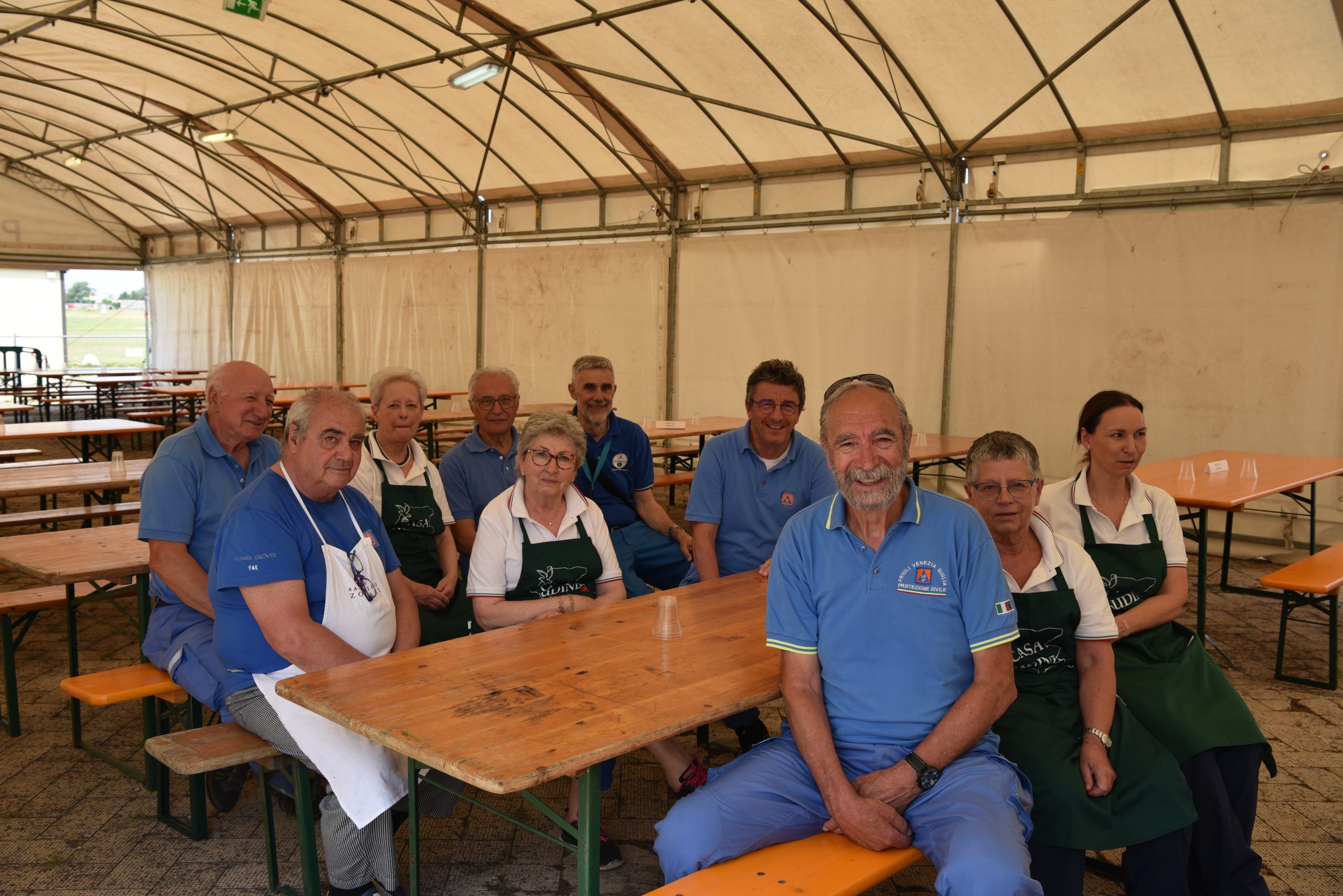 Aeroporto Duca d'Aosta - Gruppo Alpini e staff