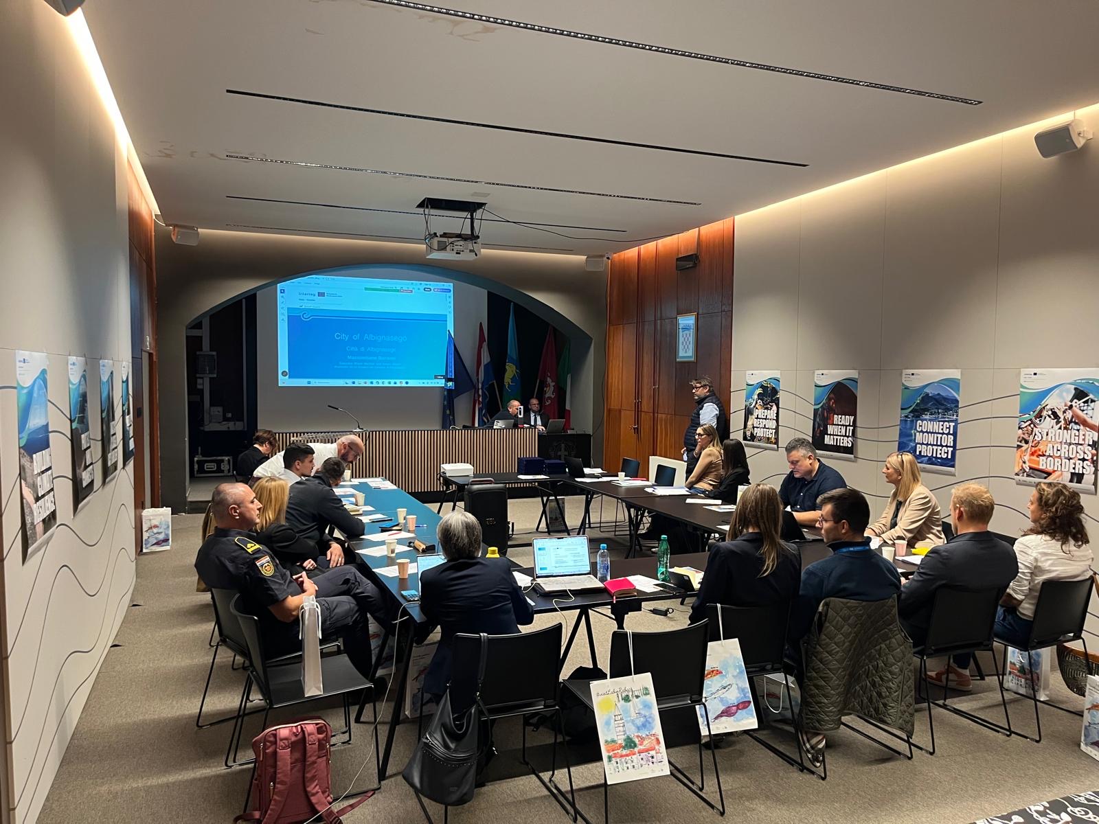 Incontro di presentazione dei partner del progetto Interreg SMART GUARD presso la sala comunale di Labin, in Croazia, durante il Kick-off Meeting.